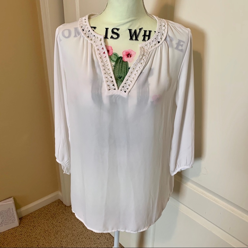 Like new Banana Republic white blouse